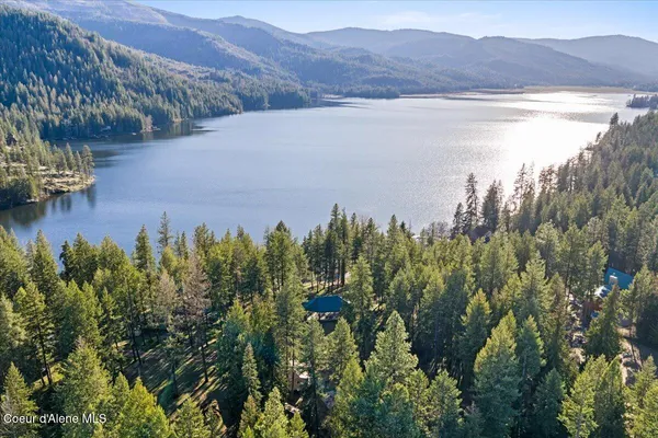 $2,100,000 | 8072 West Radmer Road, Rathdrum, ID 83858