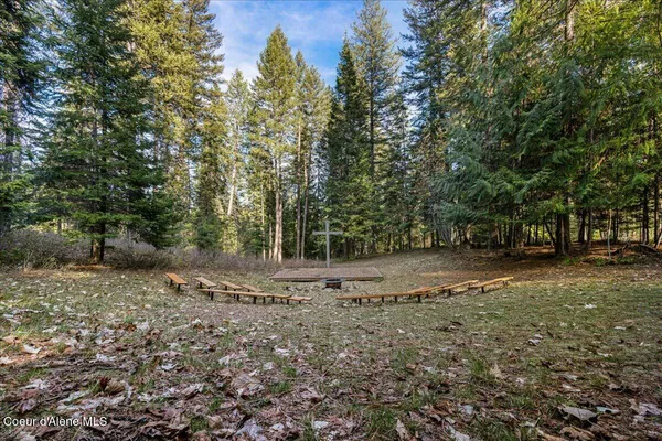 $2,100,000 | 8072 West Radmer Road, Rathdrum, ID 83858