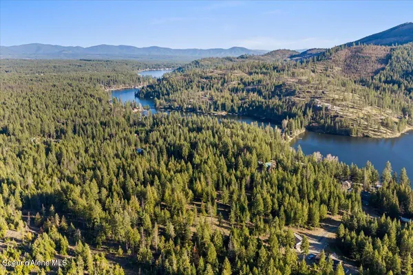 $2,100,000 | 8072 West Radmer Road, Rathdrum, ID 83858