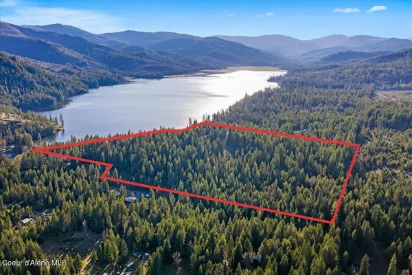 $2,100,000 | 8072 West Radmer Road, Rathdrum, ID 83858