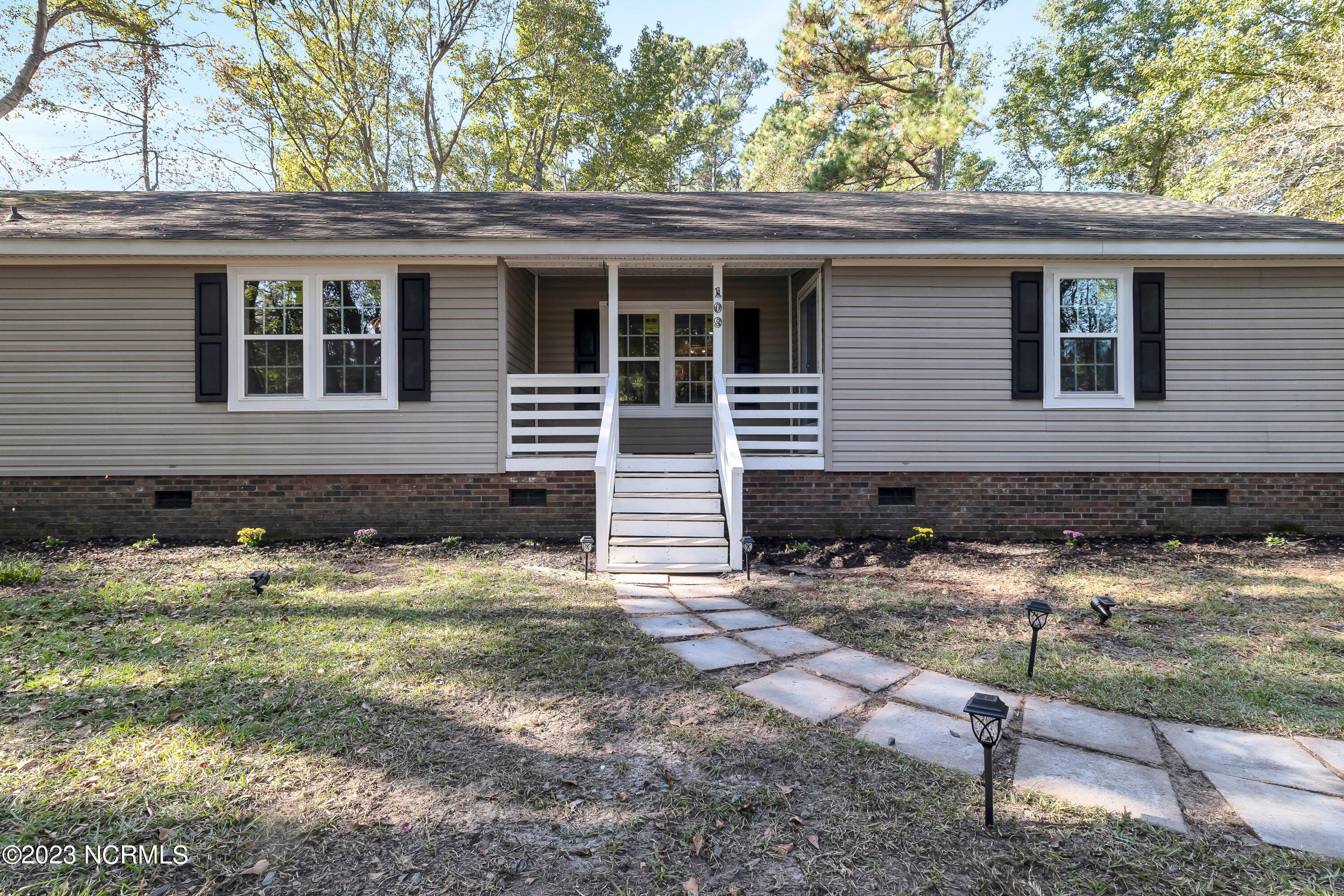 109 Remington Road Rocky Point, NC 28457 - Photo 4 of 48 GI - 109 Remington Rd - Yanet Diaz-5