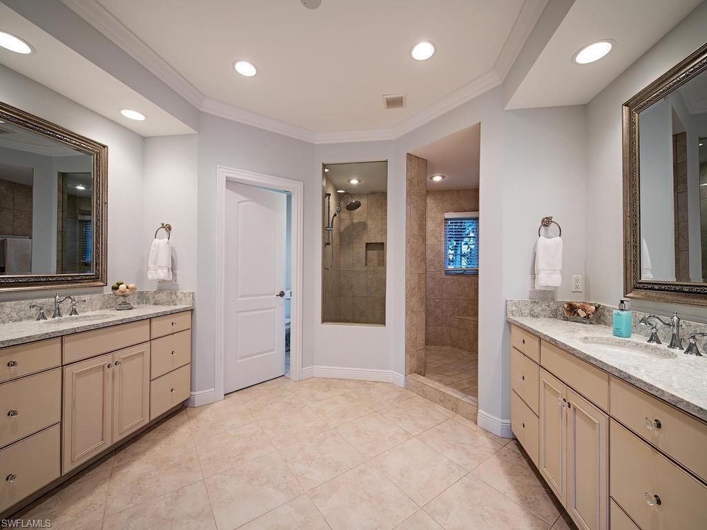 475 Putter Point Drive Naples, FL 34103 - Photo 15 of 23 Gallery Image 15