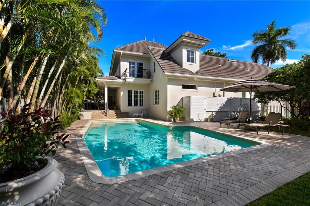 475 Putter Point Drive Naples, FL 34103 - Photo 18 of 23 Pool