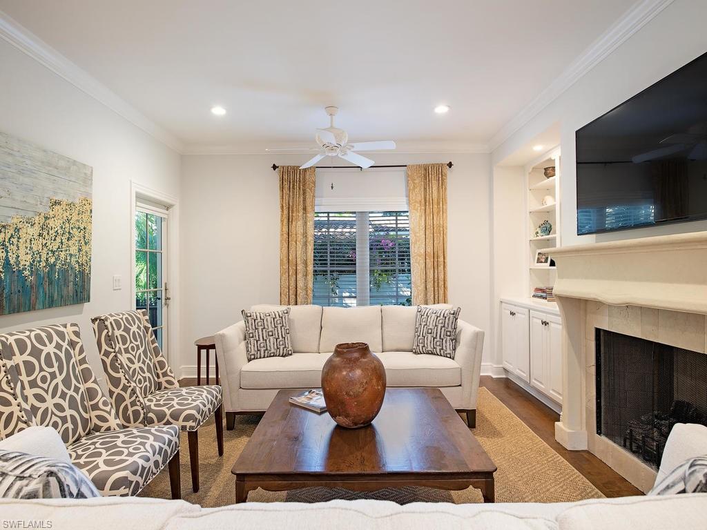 475 Putter Point Drive Naples, FL 34103 - Photo 5 of 23 Gallery Image 5