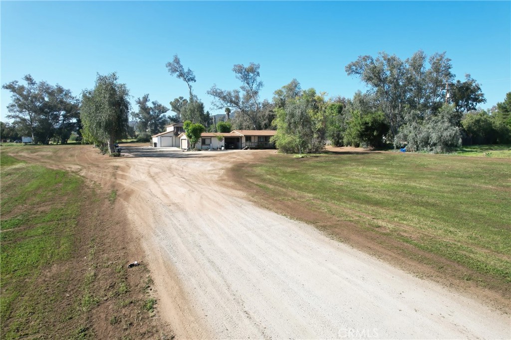 27355 Scott Road Menifee, CA 92584 - Photo 14 of 16 a view of a street