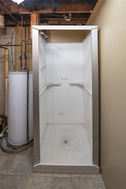 103 Frogtown Road New Alexandria, PA 15670 - Photo 13 of 23 Basement Shower