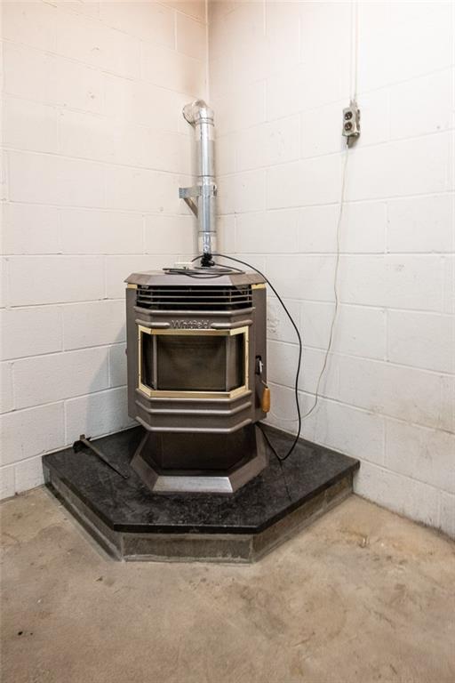 103 Frogtown Road New Alexandria, PA 15670 - Photo 15 of 23 Wood Pallet Stove in Basement