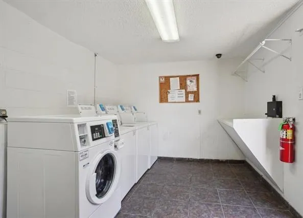 $1,195 | 3320 North Arnoult Road, Unit 239, Metairie, LA 70002