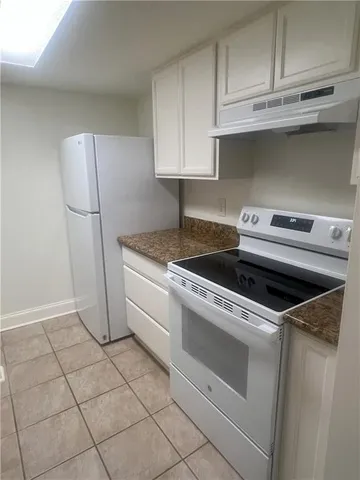 $1,195 | 3320 North Arnoult Road, Unit 239, Metairie, LA 70002