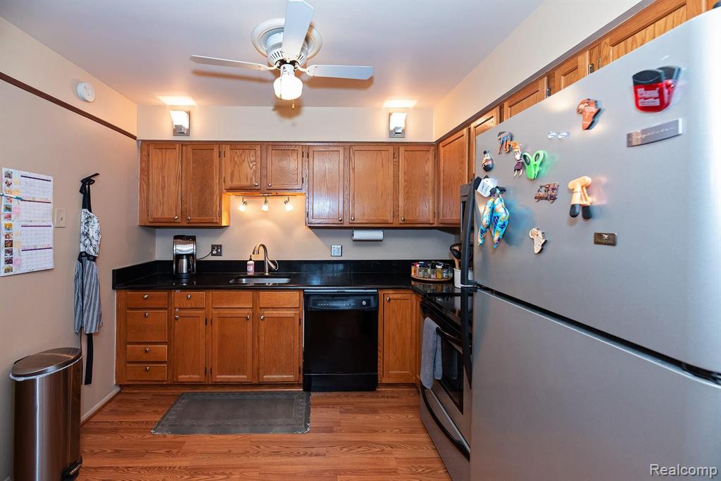450 Baldwin Avenue, Unit 52 Rochester, MI 48307 - Photo 10 of 24