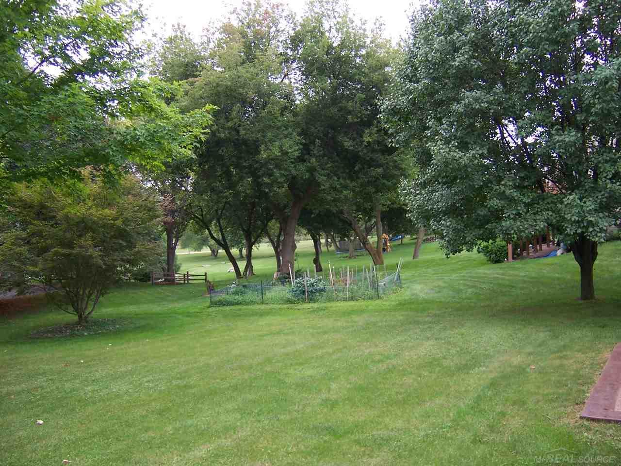 24966 Armada Ridge Road Armada, MI 48005 - Photo 18 of 24