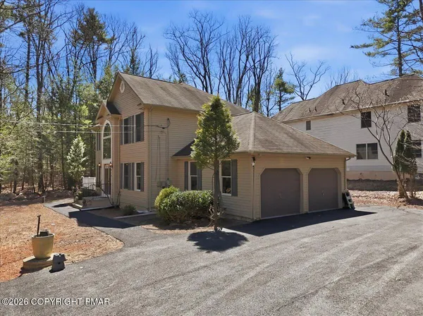 $520,000 | 413 President Harrison Place, Henryville, PA 18332