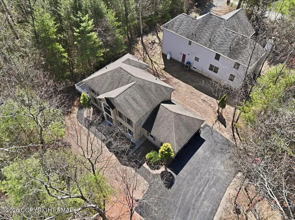 $520,000 | 413 President Harrison Place, Henryville, PA 18332