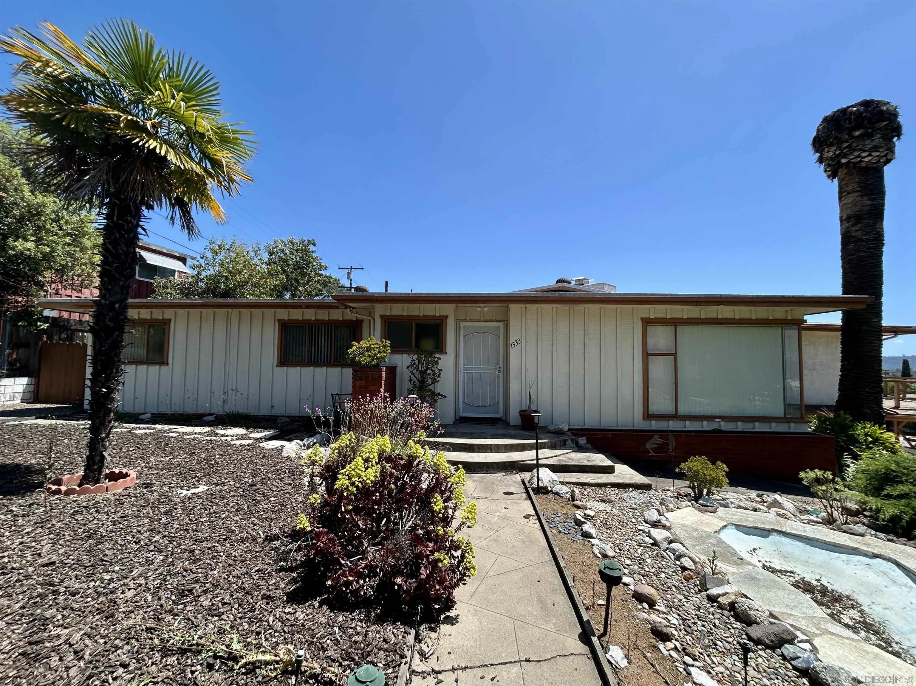 1333 El Rey Avenue El Cajon, CA 92021 - Photo 1 of 28 Gallery Image 1