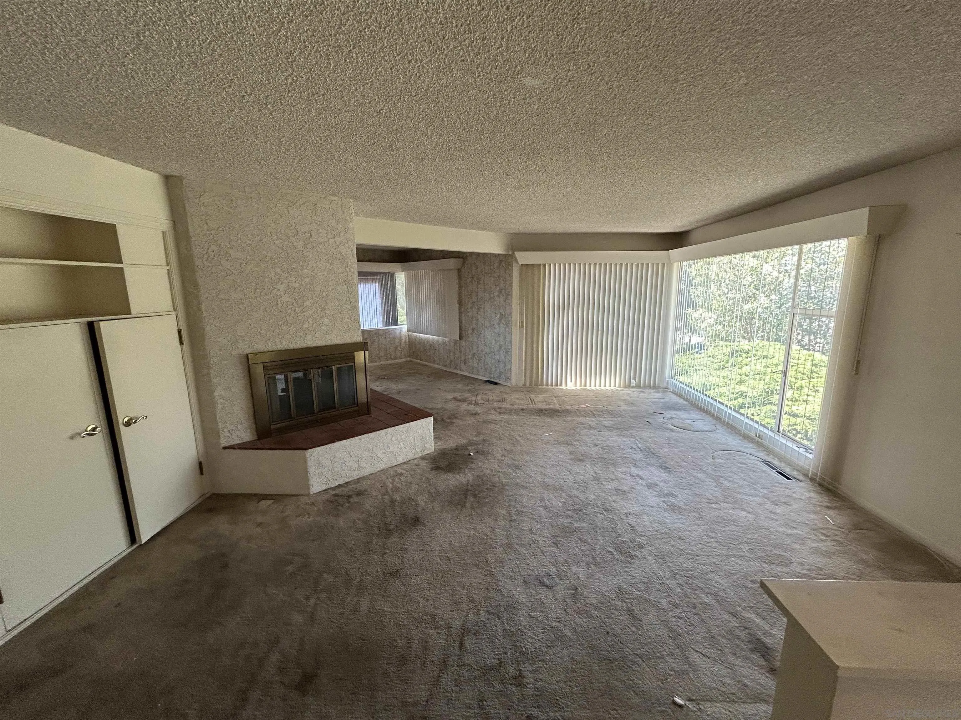 1333 El Rey Avenue El Cajon, CA 92021 - Photo 5 of 28 Gallery Image 5