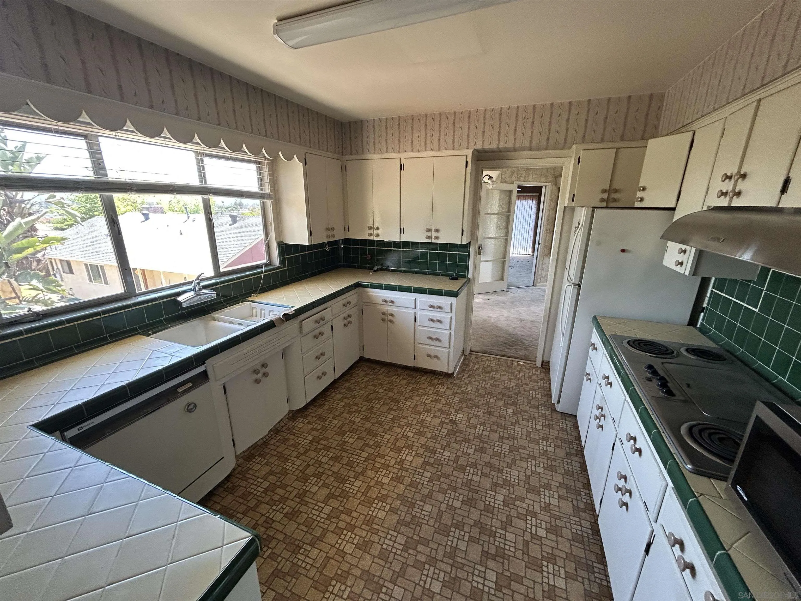 1333 El Rey Avenue El Cajon, CA 92021 - Photo 10 of 28 Gallery Image 10