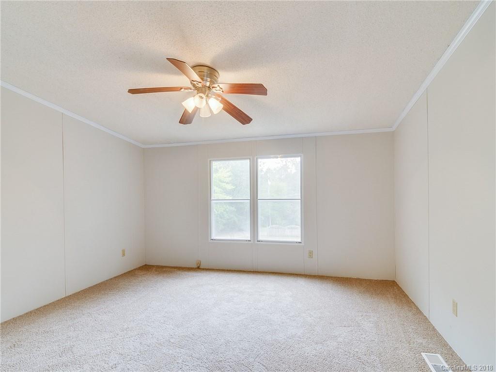 151 Loray Farm Road Dallas, NC 28034 - Photo 20 of 35