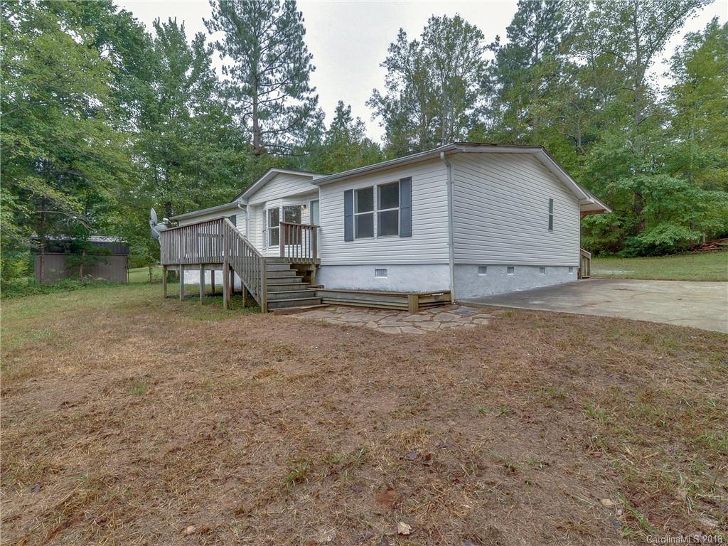 151 Loray Farm Road Dallas, NC 28034 - Photo 3 of 35