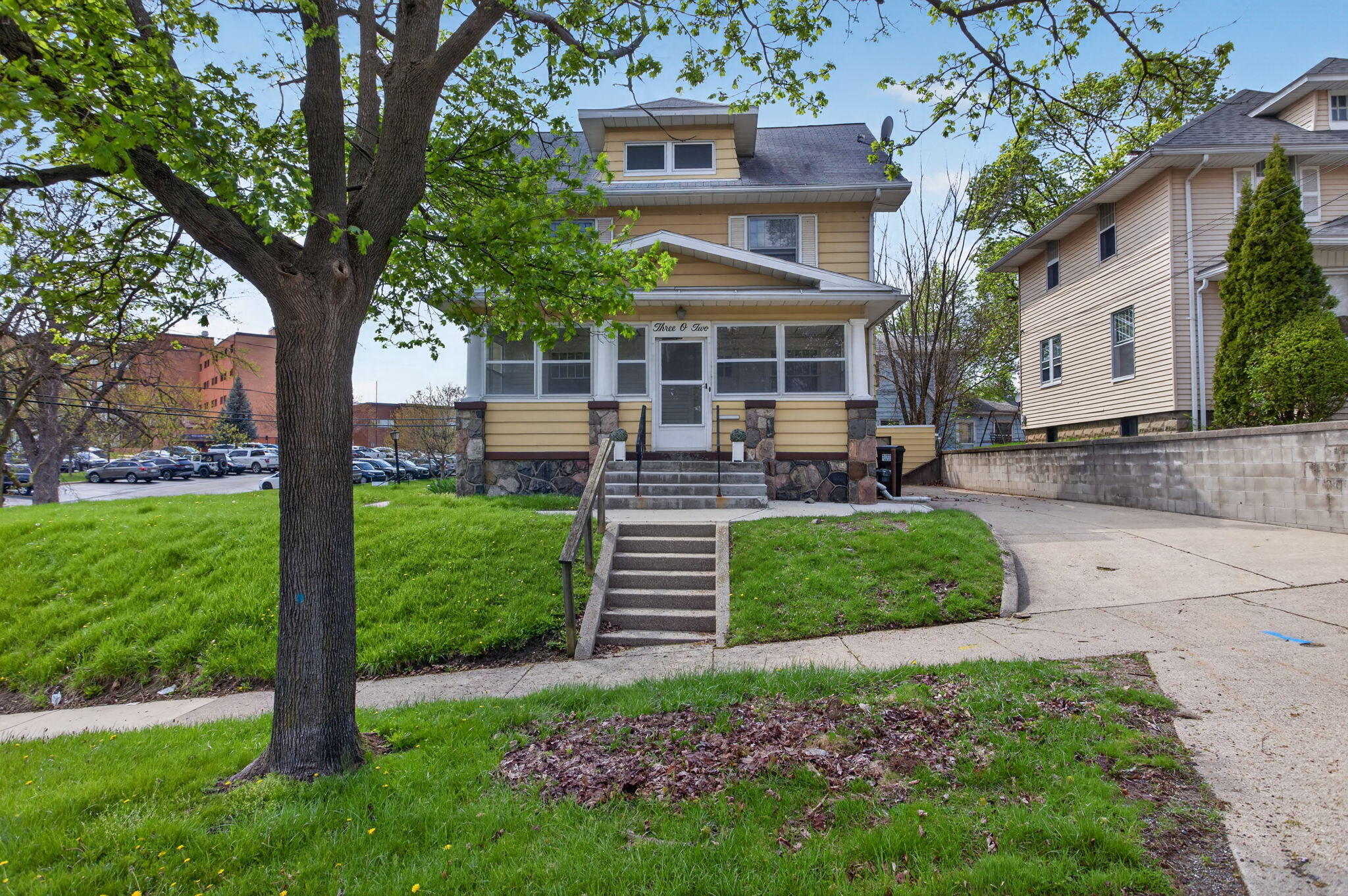 Undisclosed Address Jackson, MI 49201 - Photo 2 of 39 2-web-or-mls-0N0A6249