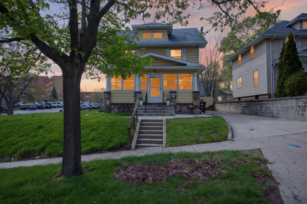 $229,000 | 302 Ellery Avenue, Jackson, MI 49201