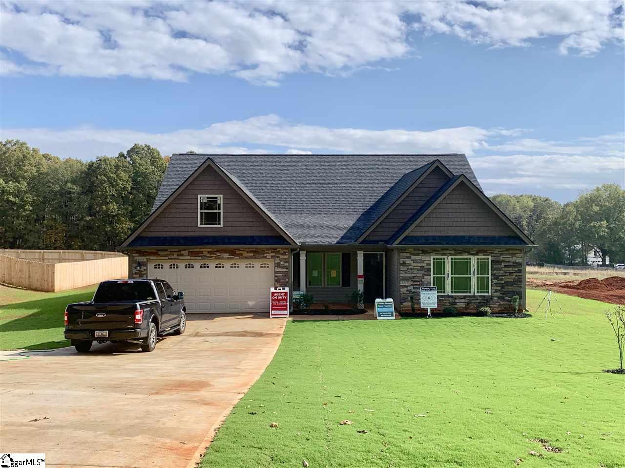 674 Sloan Road Lyman, SC 29365 - Photo 1 of 20
