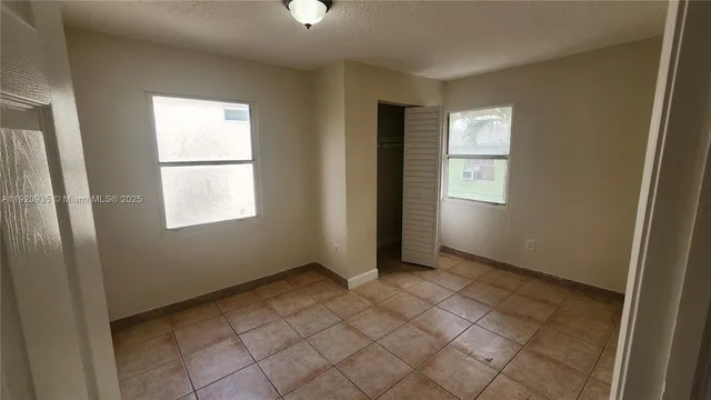 $3,200 | 829 Southwest 3rd Street, Miami, FL 33130