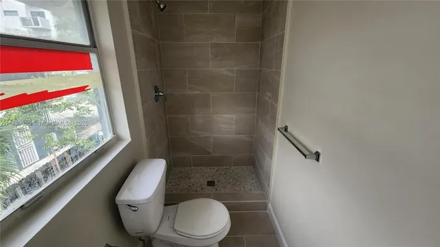 $3,200 | 829 Southwest 3rd Street, Miami, FL 33130