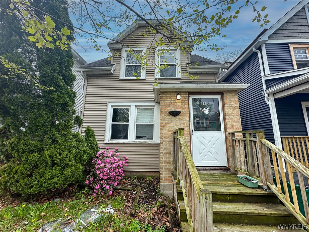 32 Custer Street Buffalo, NY 14214 - Photo 1 of 17