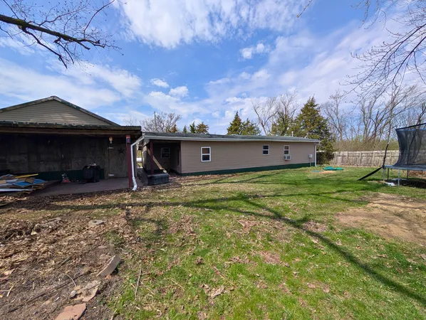$105,000 | 2434 East 2350th Road, Marseilles, IL 61341