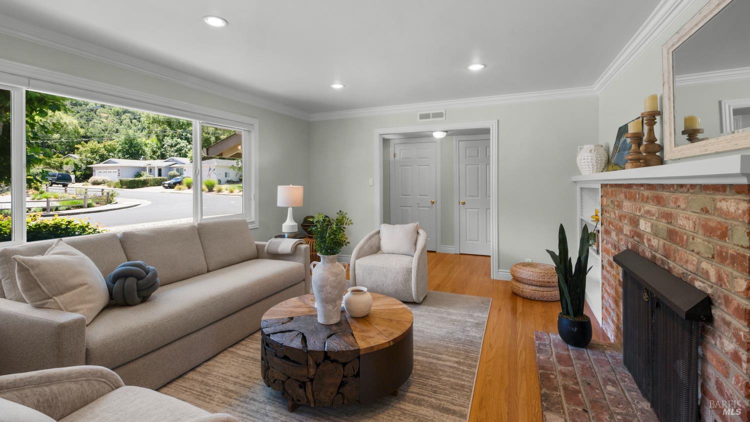 10 Corte Roble Novato, CA 94949 - Photo 7 of 34