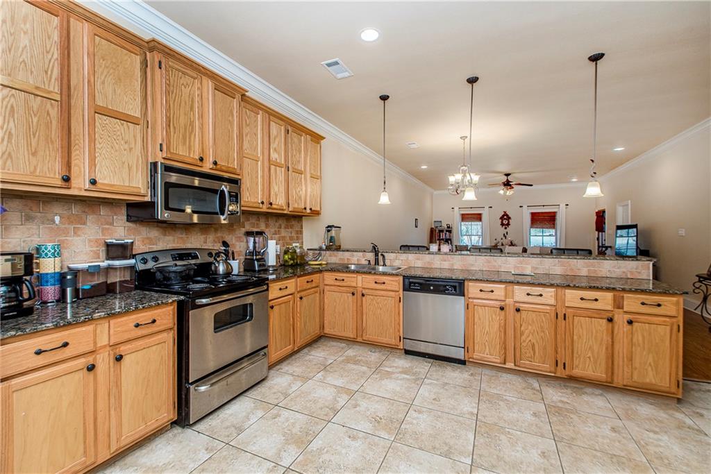 23775 Monarch Point Springfield, LA 70462 - Photo 4 of 22