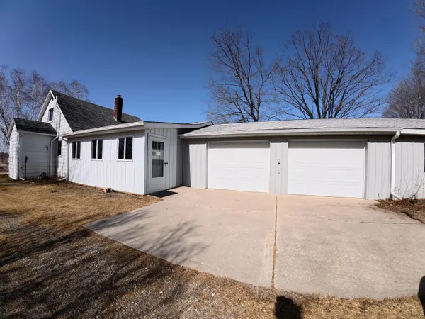 $425,000 | 2378 Carroll Road, Traverse City, MI 49686