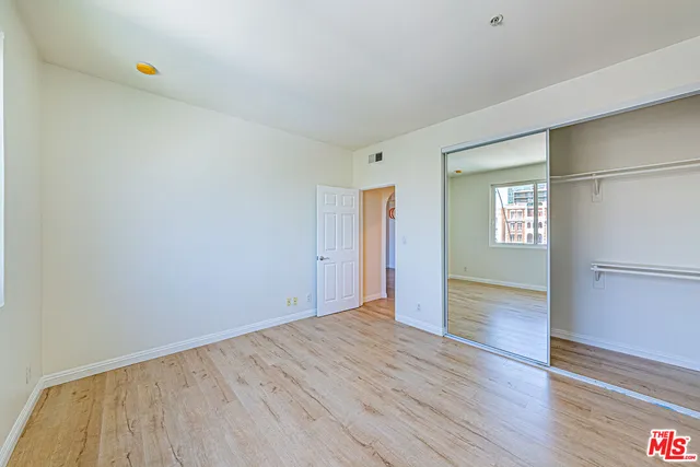 $648,000 | 620 South Gramercy Place, Unit 415, Los Angeles, CA 90010