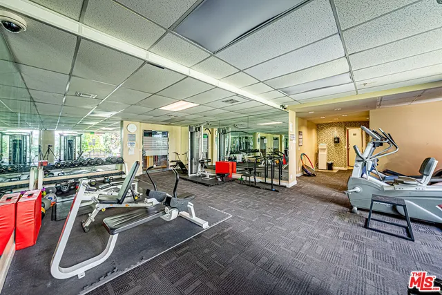 $648,000 | 620 South Gramercy Place, Unit 415, Los Angeles, CA 90010