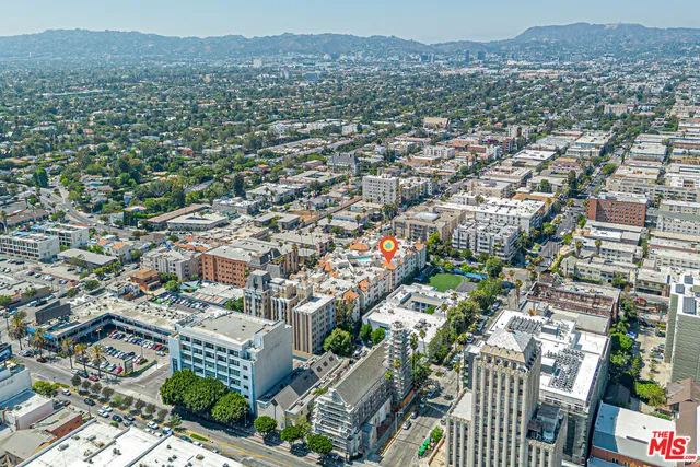 $648,000 | 620 South Gramercy Place, Unit 415, Los Angeles, CA 90010