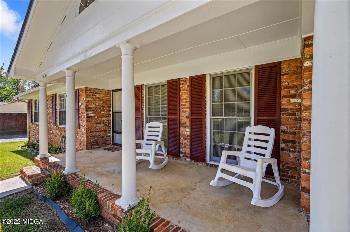 1430 Forest Hill Road Macon, GA 31210 - Photo 4 of 30 04-DSC_0658