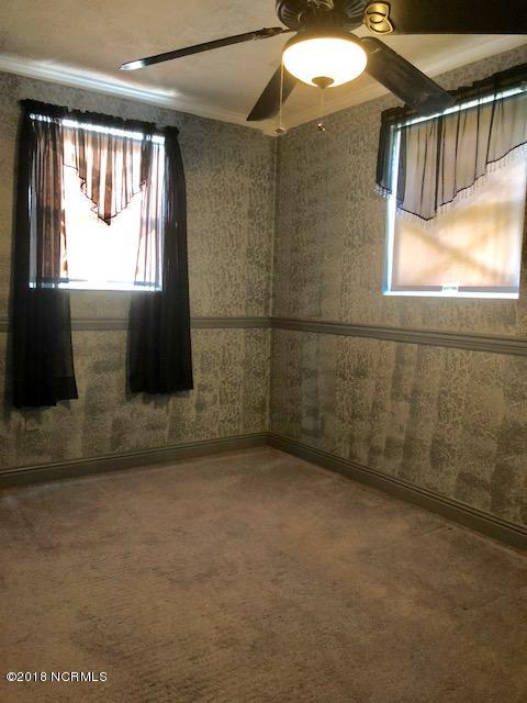 241 Bear Creek Road Hubert, NC 28539 - Photo 12 of 12 Office/bonus