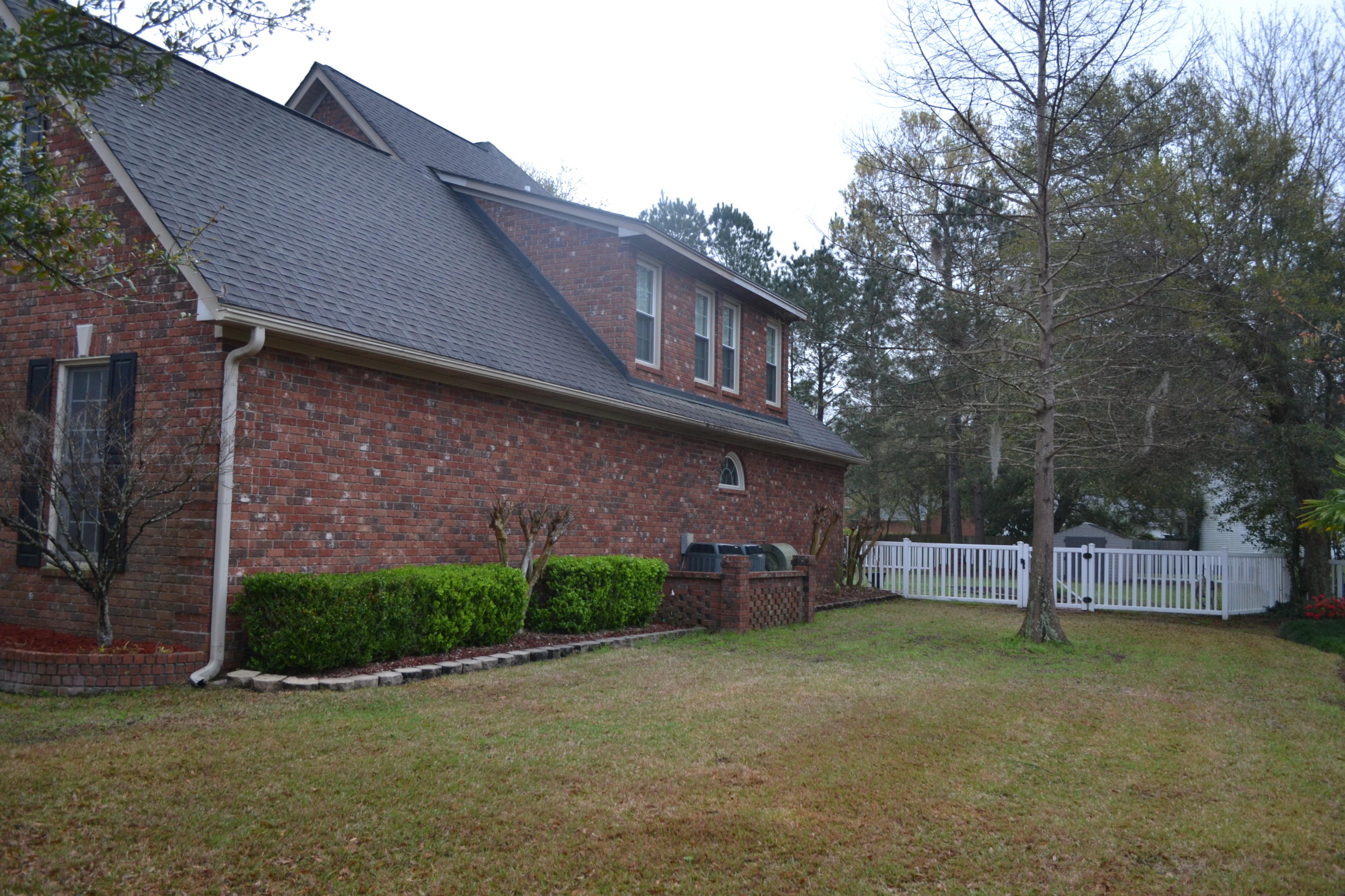 13 Ripplemoor Lane Charleston, SC 29414 - Photo 3 of 37 010.JPG