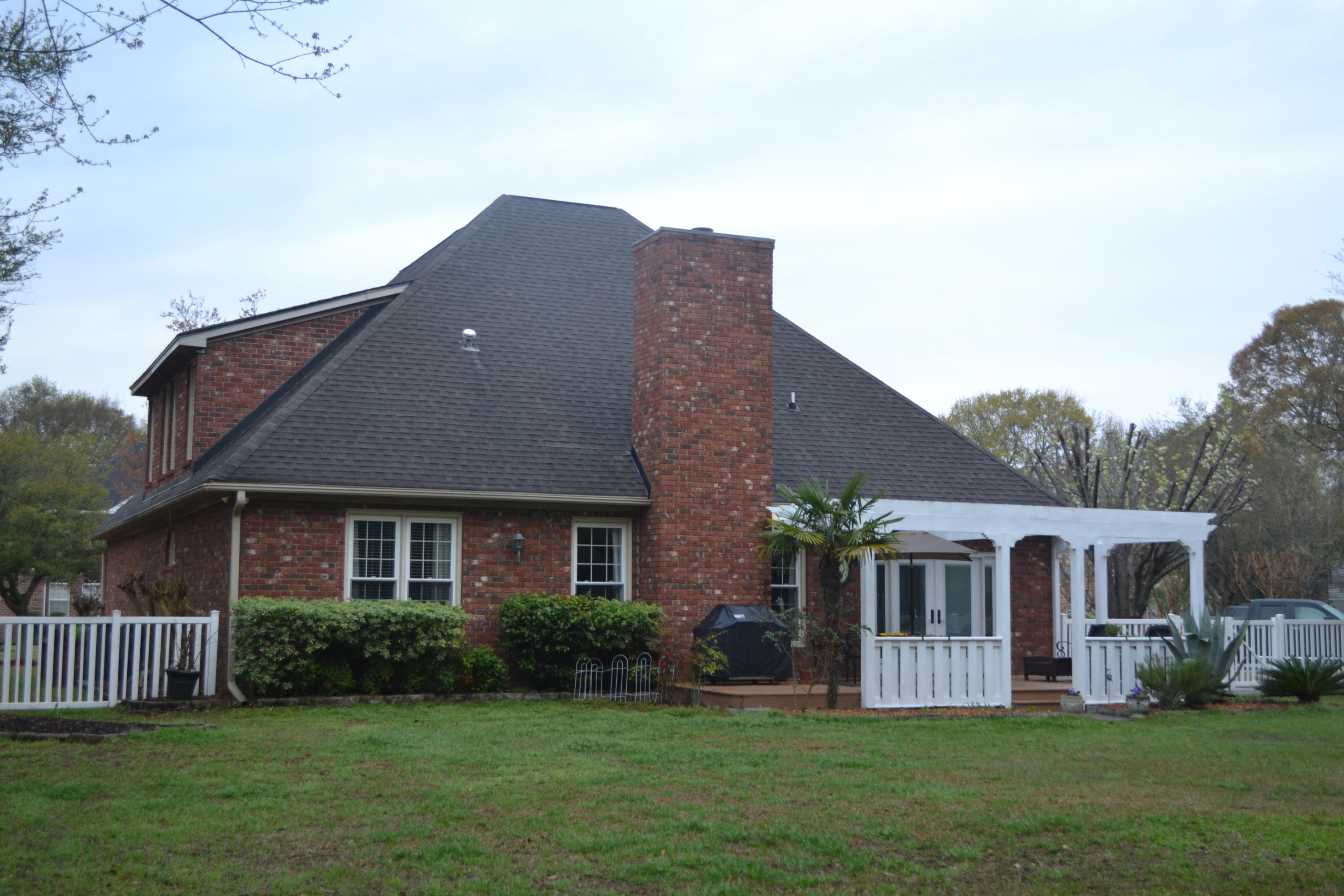 13 Ripplemoor Lane Charleston, SC 29414 - Photo 4 of 37 019.JPG