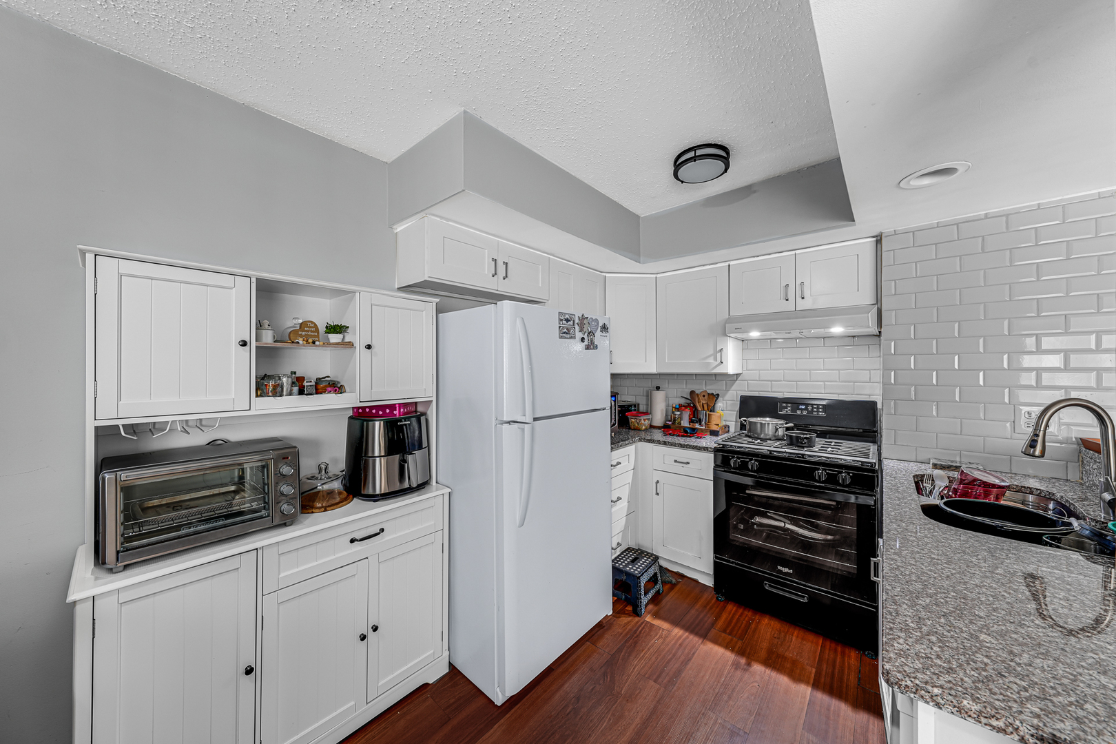 1022 Inverrary Lane Deerfield, IL 60015 - Photo 5 of 17 Gallery Image 5