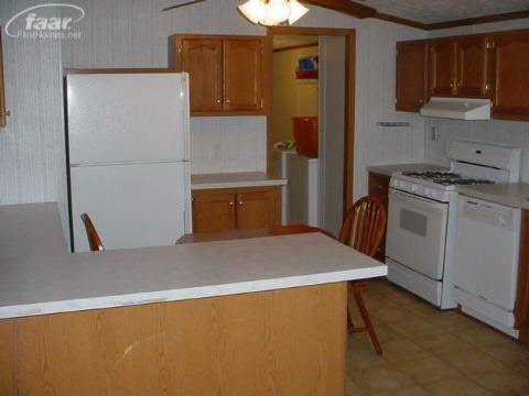8428 North Lewis Road Mount Morris, MI 48458 - Photo 5 of 17 20132437-4.JPG