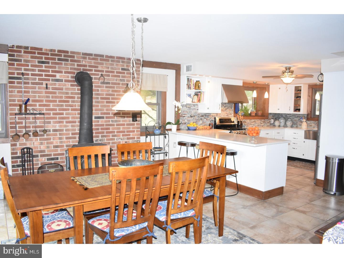 838 Brandywine Road Downingtown, PA 19335 - Photo 4 of 24 Gallery Image 4