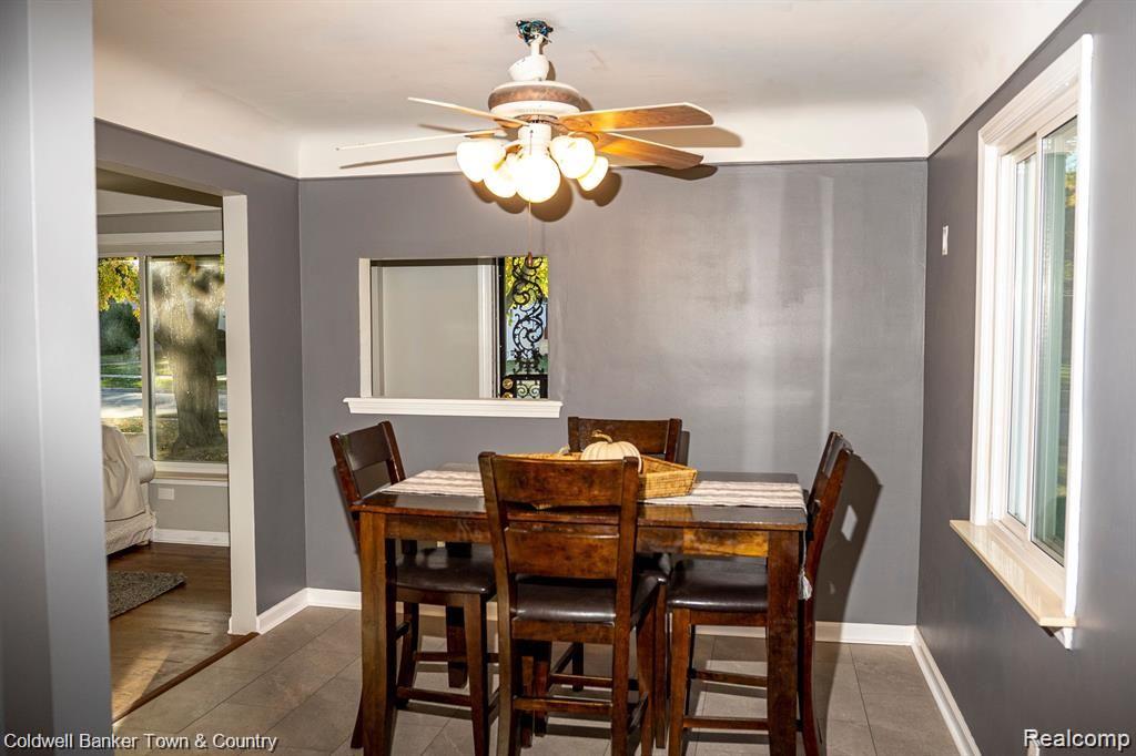 21260 Ridgedale Street Oak Park, MI 48237 - Photo 7 of 23