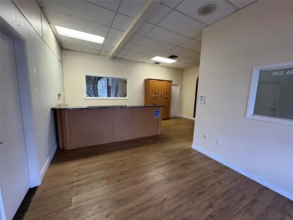 $6,800 | 1311-1321 North Palm Avenue, Pembroke Pines, FL 33026