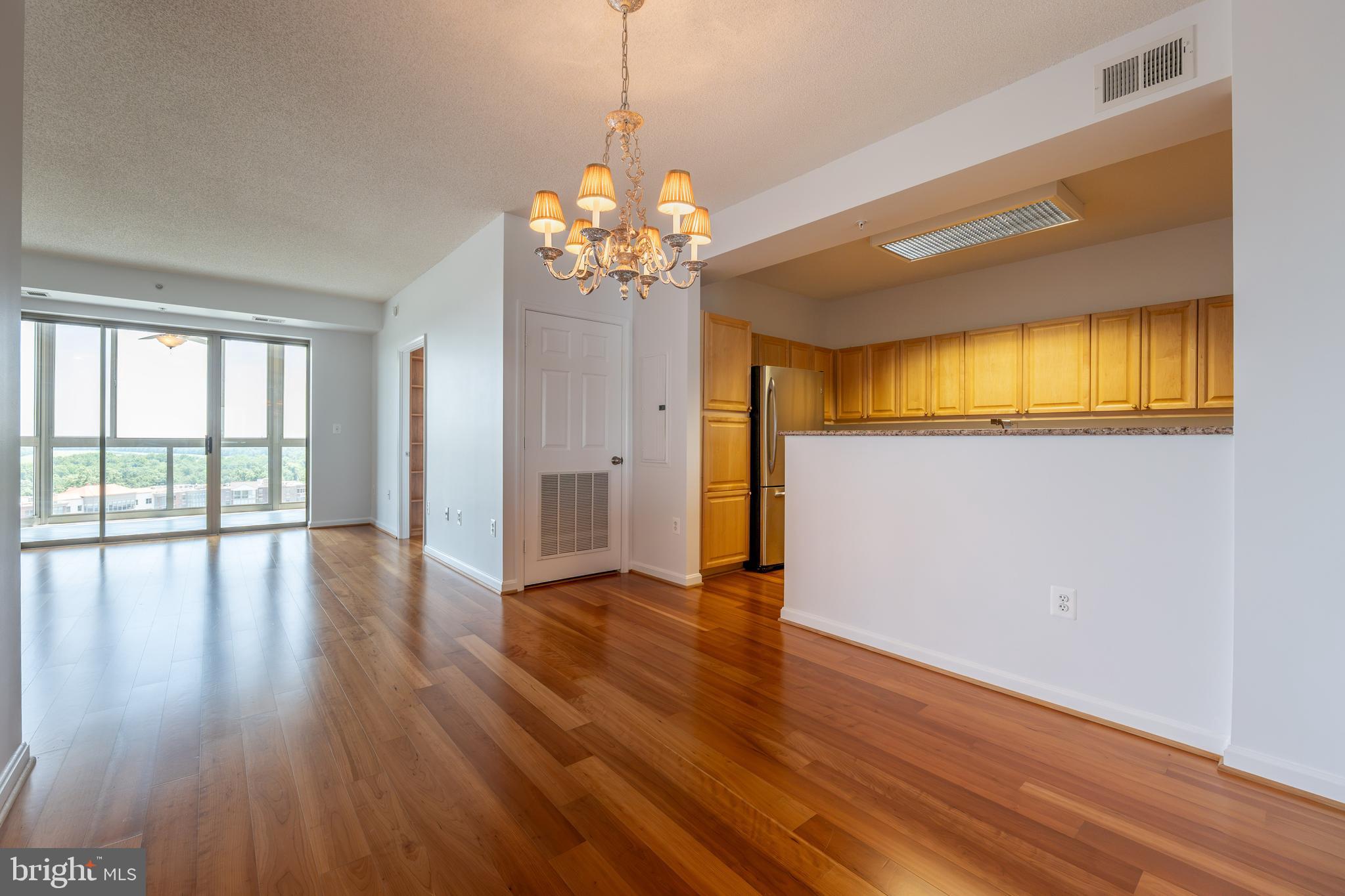 19355 Cypress Ridge Terrace, Unit 708 Leesburg, VA 20176 - Photo 29 of 36