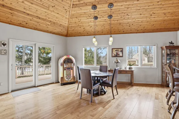 $2,999,000 | 6150 Willow Road, West Bloomfield, MI 48324