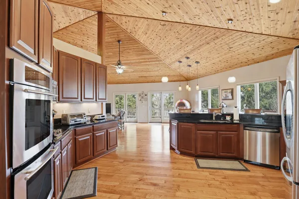 $2,999,000 | 6150 Willow Road, West Bloomfield, MI 48324