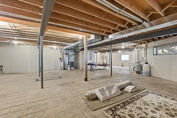 $2,999,000 | 6150 Willow Road, West Bloomfield, MI 48324