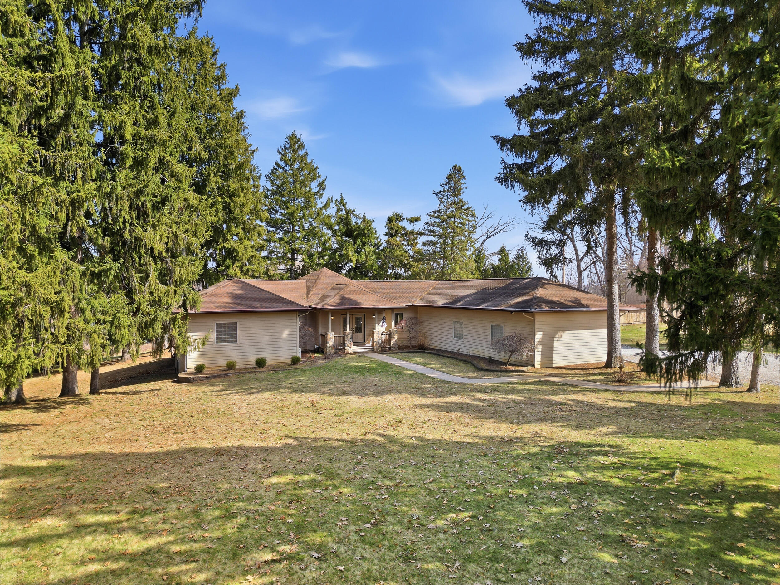 6150 Willow Road West Bloomfield, MI 48324 - Photo 5 of 68 5