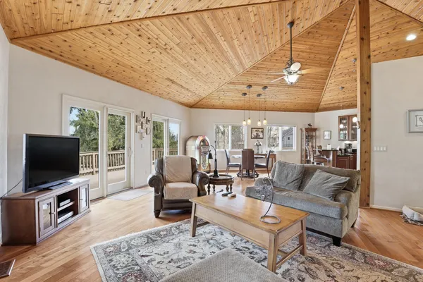 $2,999,000 | 6150 Willow Road, West Bloomfield, MI 48324
